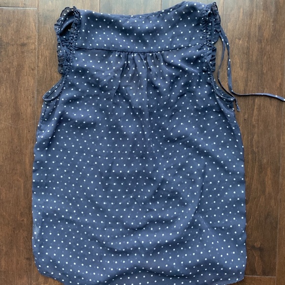 AMERICAN EAGLE Sleeveless Blouse Polka dot blue and white. Size XS. - Picture 4 of 8